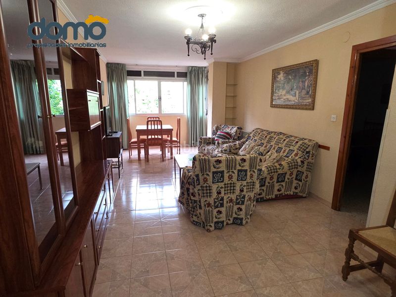 Foto c1267460-17c6-4bb5-a572-232f9a451a58. Rent flat in calle curro cúchares 13 in La Cruz Granada