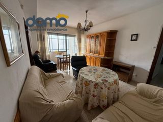 Location Appartement  Calle doctor jiménez díaz. Piso junto a ciencias
