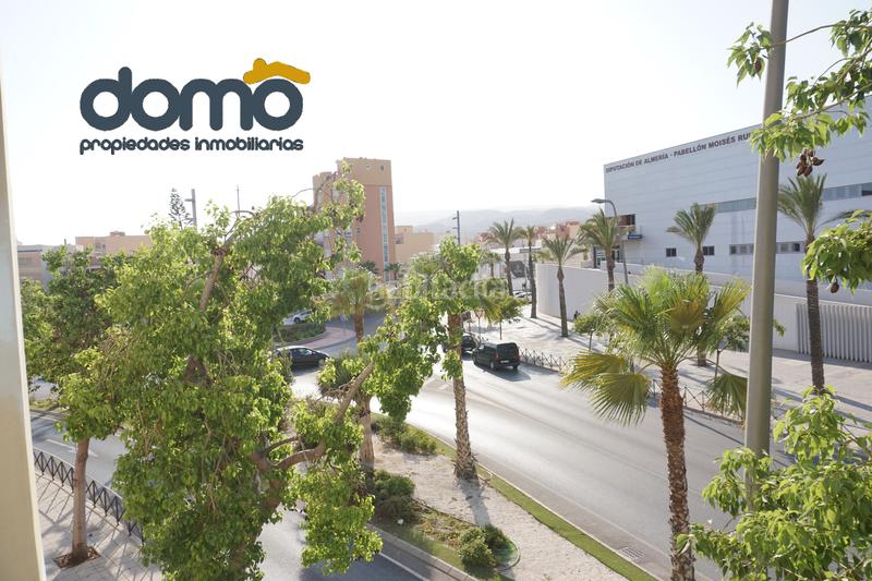 Foto 4c6b85b2-6c63-461f-b513-350d07f1daf1. Alquiler piso en carretera de níjar 26 piso para estudiantes curso escolar junto bola azul-carretera de ronda en Almería