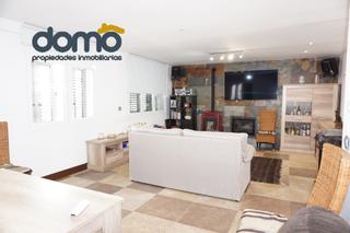 Xalet  Calle fuente encaña. Amplia casa en nivar con piscina y terraza