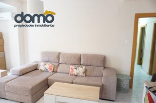 Miete Etagenwohnung  Calle emperatriz eugenia. Piso de 4 dormitorios estudiantes