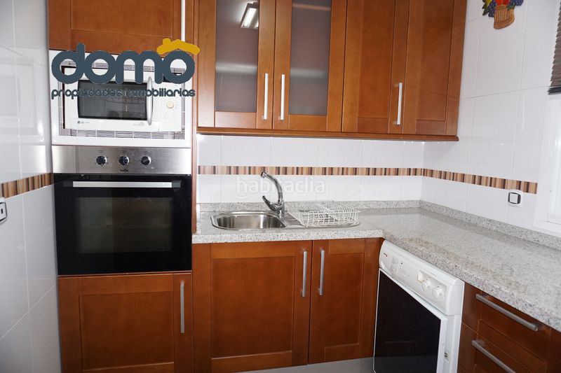 Foto 16950635-372e-4db1-b25d-82adba277e22. Flat in calle santa ana 27 in Atarfe