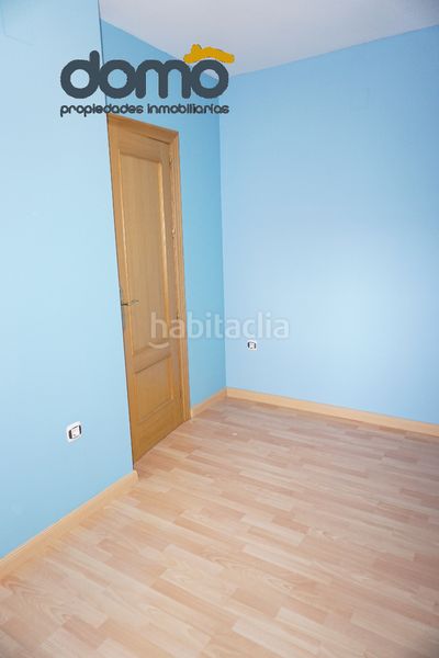 Foto 5c3c6f75-5cc2-40c4-9675-c9eb7686c5ff. Flat in calle santa ana 27 in Atarfe