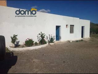 Landgut in Gérgal. Cortijo rústico con pozo propio, 300 olivos y proyecto de reform