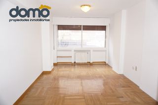 Pis  Avenida de la constitución 18. Oportunidad única en el emblemático edificio "elvira" (triunfo 2