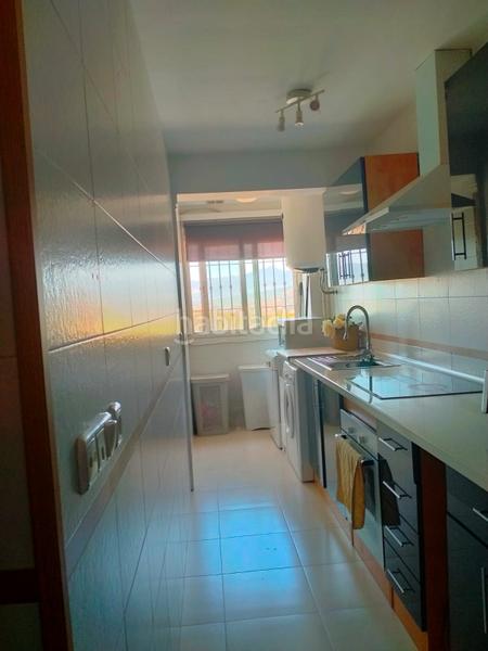 Foto f7dec629-2fc4-4427-8766-adda8c2387cc. Appartement avec parking dans Campanillas Málaga