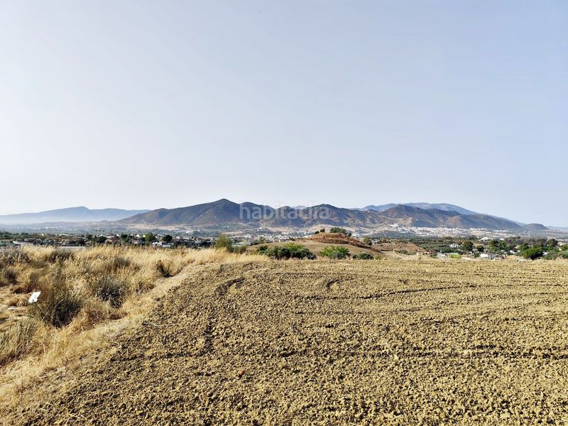 Foto 3622f63d-a312-4fba-8175-8778277db3c6. Finca rústica a estación de Cártama Cártama