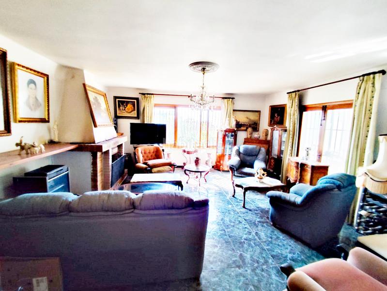 Foto 24d67a3a-7ee1-40af-ad3b-7b1f3f155b32. Chalet con camino parcheggio in Chaparil - Torrecilla - Punta Lara Nerja