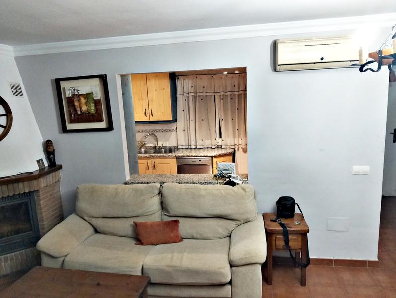 Foto 496c3591-3e0f-4ef4-88f8-310730020131. Casa a schiera con camino parcheggio piscina in Cártama