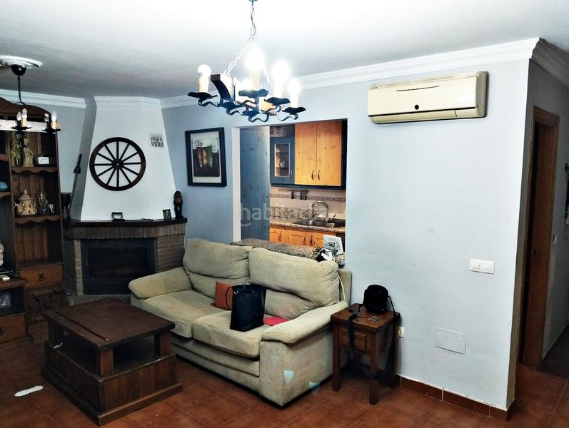 Foto ed996dac-b84a-4fa7-abcc-bac67f32726e. Casa a schiera con camino parcheggio piscina in Cártama