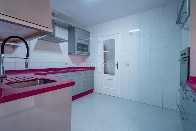 Foto a6b662aa-6db3-4082-8075-2051f2e38d4e. Attique avec parking piscine dans Cártama