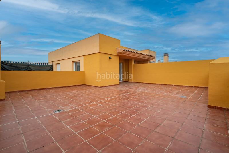 Foto 685655e2-ec8a-41cc-a482-84f1ed2e2eb9. Penthouse with parking pool in Cártama