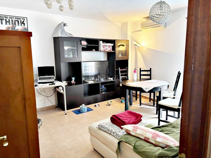 Foto de14b4c6-d463-4e2b-b984-e5ab8766e2f8. Piso en Cártama pueblo Cártama