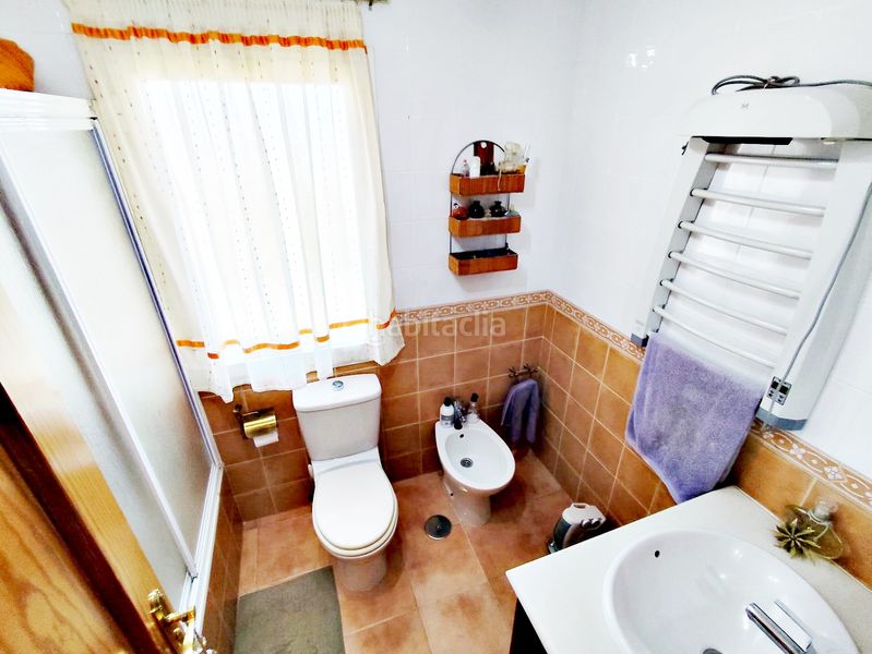 Foto 763bac0f-61f9-469b-82ea-fb127476e8f7. Casa aparellada amb xemeneia calefacció aparcament piscina a Cártama