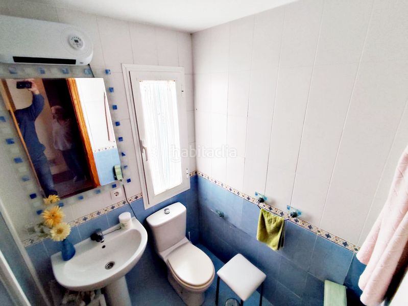 Foto a048f68b-c44f-4ff1-a57a-985315566d7c. Casa aparellada amb xemeneia calefacció aparcament piscina a Cártama