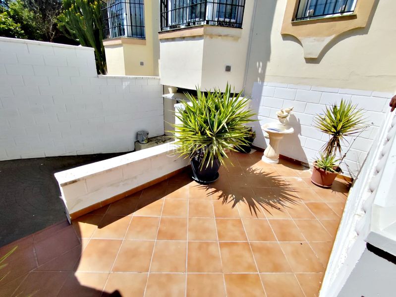 Foto dec69690-8f94-4839-b90c-f7d3ddf7c909. Casa aparellada amb xemeneia calefacció aparcament piscina a Cártama