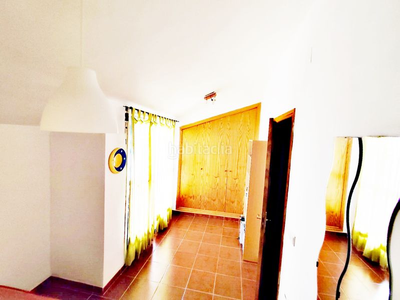 Foto f554af55-5806-4a65-afba-316444d3f6e5. Casa aparellada amb xemeneia calefacció aparcament piscina a Cártama