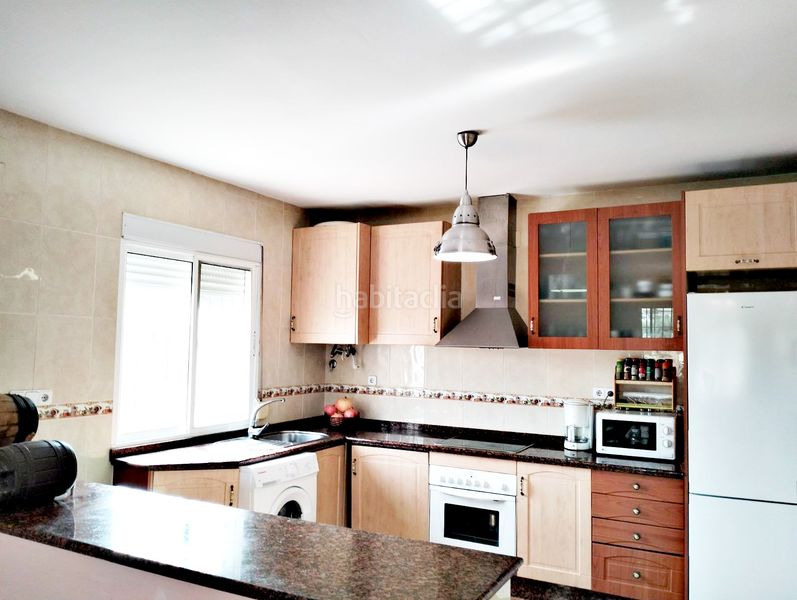 Foto 4b772d5b-7d45-4c3d-a41f-eec823fe3576. Masia amb xemeneia calefacció aparcament piscina a Cártama