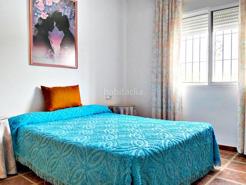 Foto a5ce5b75-4415-4c7a-837a-ea0156766820. Masia amb xemeneia calefacció aparcament piscina a Cártama