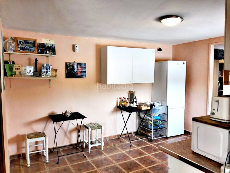 Foto f79dca3a-5a61-4b27-9dc0-b13c44255a59. Masia amb xemeneia calefacció aparcament piscina a Cártama