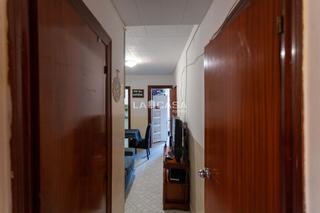 Pis a Collblanc. Piso en venta en carrer de parís, cerca de carrer de l orient