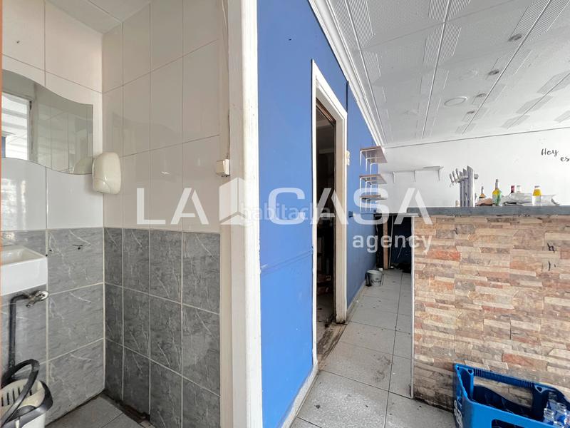 Foto 9051ef7e-a50b-4dd6-ba44-3ae0c5ab03ac. Affitto locale commerciale in La Verneda - La Pau Barcelona