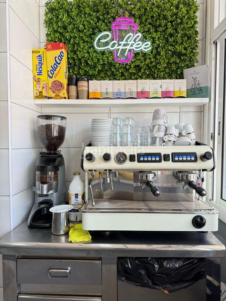 Foto c3729461-5275-47b6-8387-6df3923d9368. Traspàs local comercial a La Verneda - La Pau Barcelona