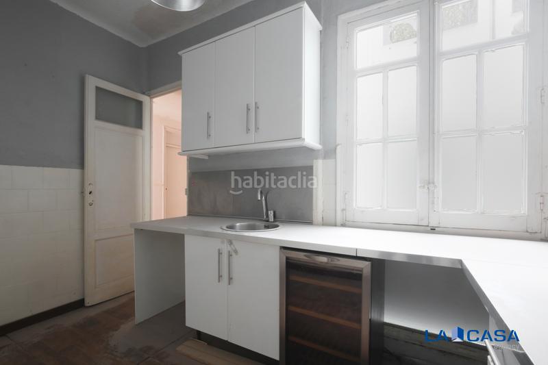 Foto e26da23f-40b5-445a-89a3-5cdf493fc95d. Piso  en venta en concepcion jeronima, en Sol Madrid