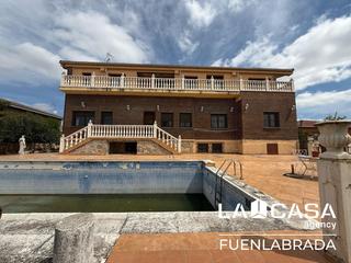 Xalet  Avenida de toledo. Chalet avenida de toledo, casarrubios del monte