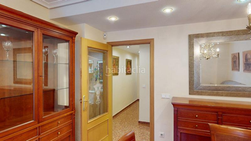 Foto 2c498e5b-5454-43fc-8bd3-f138420c9597. Flat with heating parking in Alfafar