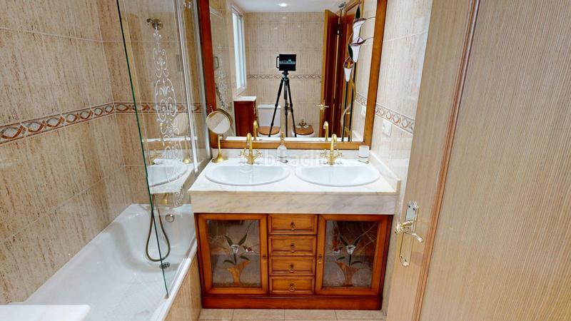 Foto 4154615f-ca29-494a-899c-0d299235f283. Flat with heating parking in Alfafar