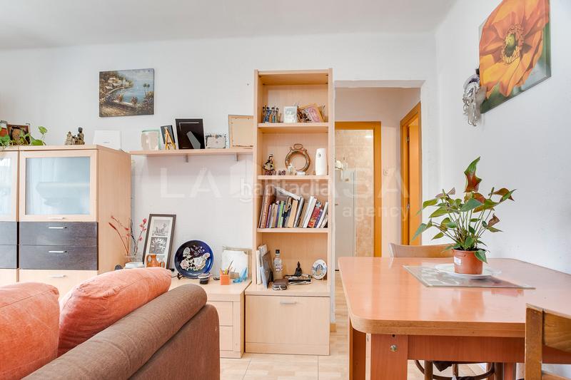 Foto b7697745-1637-4155-b470-cc51c95c1f27. Appartement dans El Besòs Sant Adrià de Besòs