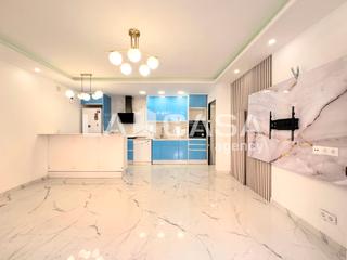 Casa adossada a Llefià. Oportunidad en llefià! casa de 72m ubicado en una excelente zona