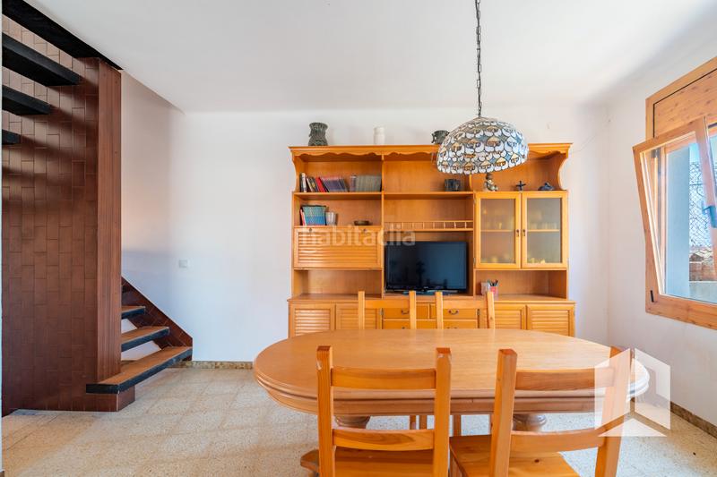 Foto a4f9c1e4-4319-4359-915c-7b2a28594f84. Casa oportunidad unica. casa unifamiliar con piscina en parcela de 275 m2!!! en Viladecans