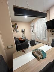 Etagenwohnung in Sants. Piso en venta en rambla de badal