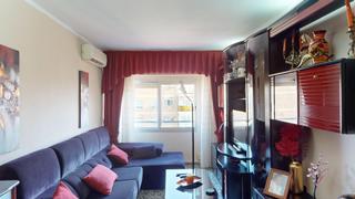 Etagenwohnung in Nou Campanar