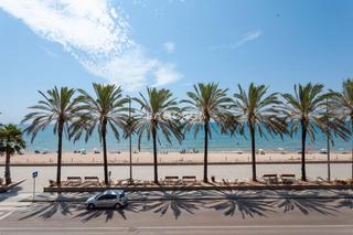 Piso en Calafell Platja. Oportunidad espectacular piso reformado en primera línea de mar