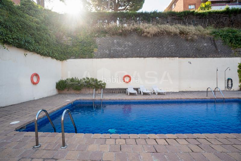Foto b0efad4c-51b8-4f61-b081-9f334a07e82a. Pis amb calefacció aparcament piscina a Font Verda Granollers