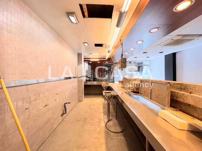 Foto 0d3f9e57-63da-4162-b7ce-4d5627d29146. Rent business premise in La Verneda - La Pau Barcelona