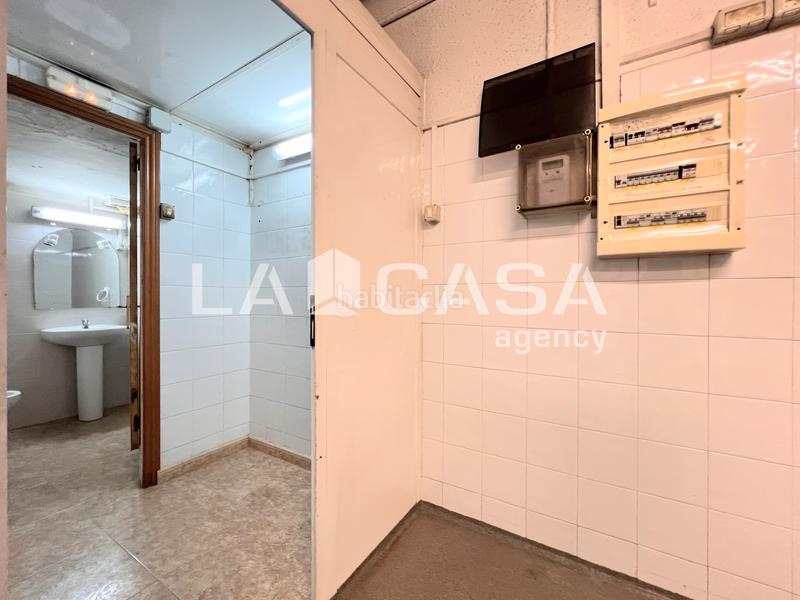Foto 1347d76b-43fa-4bcd-b4b5-0821703e290d. Rent business premise in La Verneda - La Pau Barcelona