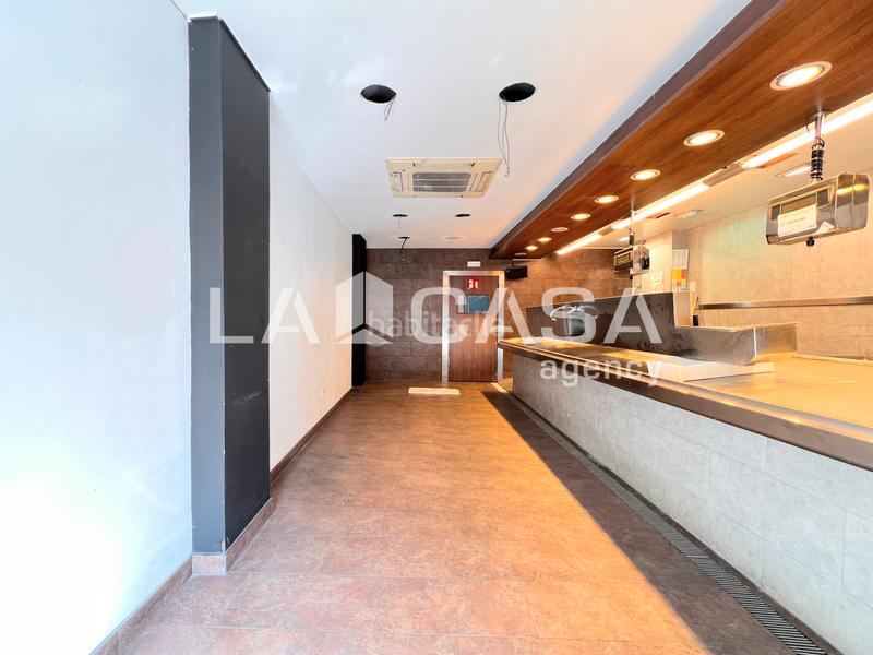 Foto 52f2f40f-4898-440f-a5c4-04926ebfdd92. Rent business premise in La Verneda - La Pau Barcelona