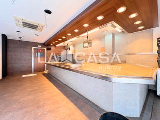 Business premise in La Verneda - La Pau