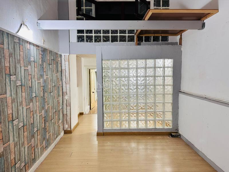Foto 17f5b65c-aa53-4ac2-abb1-a0069281d6e9. Piso  en venta en calle de còrsega en El Camp de l´Arpa del Clot Barcelona
