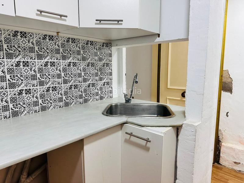 Foto 2ae400d1-dd3e-4509-b3d3-505a1acf4c2a. Piso  en venta en calle de còrsega en El Camp de l´Arpa del Clot Barcelona