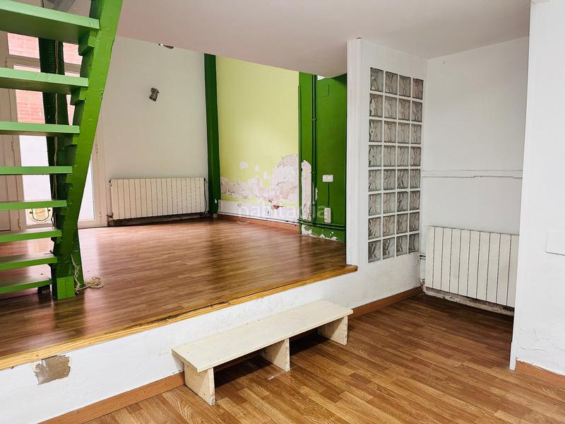Foto a5e50a2a-a2b0-43a8-9219-d53c7fb73431. Piso  en venta en calle de còrsega en El Camp de l´Arpa del Clot Barcelona