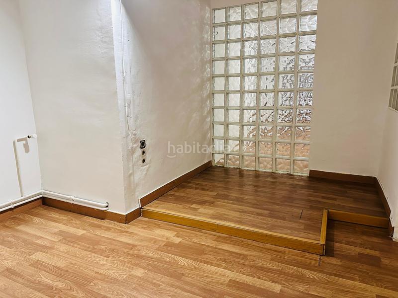 Foto d485452a-a348-41d7-888e-c8a634077ef7. Piso  en venta en calle de còrsega en El Camp de l´Arpa del Clot Barcelona