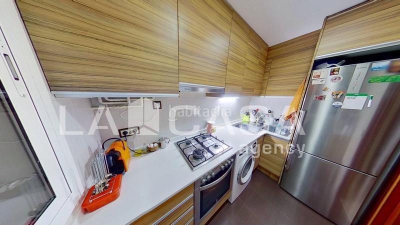 Foto 702631da-76a4-4566-b2b2-21b03cccd5ee. Piso oportunidad, la casa agency presenta magnifico piso con balcón en sant martí!!! en Barcelona