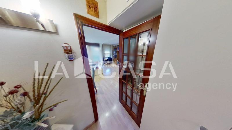 Foto 79e14418-7a98-46d9-8fe5-145199af7687. Piso oportunidad, la casa agency presenta magnifico piso con balcón en sant martí!!! en Barcelona