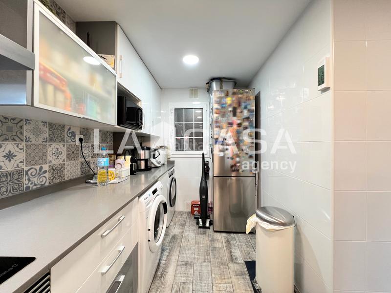 Foto 8c0ed2e9-3cf8-4113-a279-132118ecbed5. Etagenwohnung in La Salut Badalona