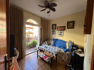 Etagenwohnung in Carrer de Cartellà